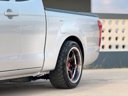 ISUZU D-MAX SPACECAB 2.5 L MT ปี2014 ราคา 289,000บาท