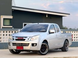 ISUZU D-MAX SPACECAB 2.5 L MT ปี2014 ราคา 289,000บาท