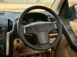 ISUZU D-MAX SPACECAB 2.5 L MT ปี2014 ราคา 289,000บาท