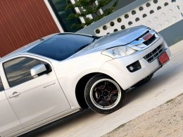 ISUZU D-MAX SPACECAB 2.5 L MT ปี2014 ราคา 289,000บาท