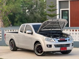 ISUZU D-MAX SPACECAB 2.5 L MT ปี2014 ราคา 289,000บาท