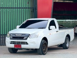 ISUZU D-MAX SPARK 3.0 S DDI (AB) MT ปี2018 ราคา399,000บาท
