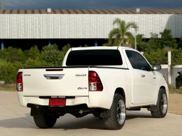 TOYOTA HILUX REVO SMART CAB 2.4 J PLUS MT ปี2016 ราคา349,000บาท