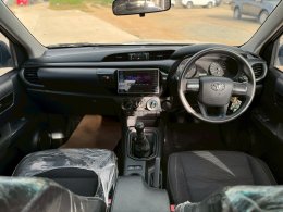 TOYOTA HILUX REVO SMART CAB 2.4 J PLUS MT ปี2016 ราคา349,000บาท