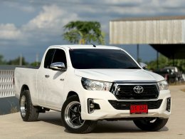 TOYOTA HILUX REVO SMART CAB 2.4 J PLUS MT ปี2016 ราคา349,000บาท