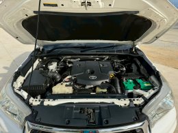 TOYOTA HILUX REVO SMART CAB 2.4 J PLUS MT ปี2016 ราคา349,000บาท