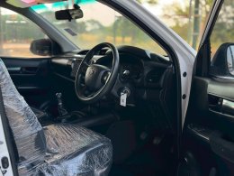 TOYOTA HILUX REVO SMART CAB 2.4 J PLUS MT ปี2016 ราคา349,000บาท