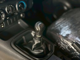 TOYOTA HILUX REVO SMART CAB 2.4 J PLUS MT ปี2016 ราคา349,000บาท