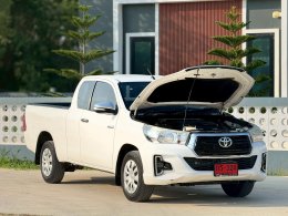 TOYOTA HILUX REVO SMART CAB 2.4 J PLUS MT ปี2016 ราคา349,000บาท