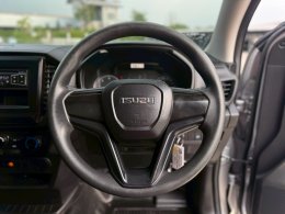 ISUZU D-MAX SPARK 2.2 B MT (AB/ABS) ปี2024 ราคา489,000บาท