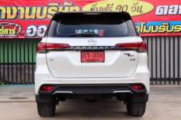 TOYOTA FORTUNER 2.8 TRD SPORTIVO 4WD AT WAGON (BLACK TOP) NAVI (AB/ABS)  ปี 2019 ราคา 1,490,000 บาท