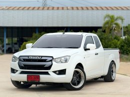 ISUZU D-MAX SPACECAB 1.9 S MT ปี2020 ราคา399,000บาท