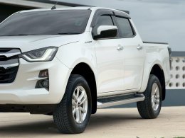 ISUZU D-MAX CAB4 1.9 HI-LANDER  ปี2020 ราคา599,000บาท