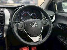 TOYOTA YARIS ATIV 1.2E ปี2018 ราคา359000บาท