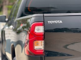 TOYOTA HILUX REVO DUALCAB 2.4 ปี2020 ราคา629,000บาท