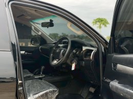 TOYOTA HILUX REVO DUALCAB 2.4 ปี2020 ราคา629,000บาท