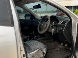MITSUBISHI TRITON CAB2.5MT ปี2020 ราคา329,000