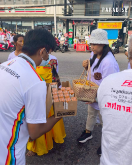   บริษัท พาราไดซ์ เอ็กซ์ คอร์ปเปอเรชั่น จำกัด พร้อมกับ คู่ค้า บริษัท ไทยกูลิโกะ จำกัด ร่วมกิจกรรมร่วมส่งเสริมงานประเพณีถือศีลกินผัก (กินเจ) จังหวัดภูเก็ต