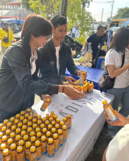 Paradise Ex Company participated Ceremony of end of the Buddhist Lent, Pathum Thani Province