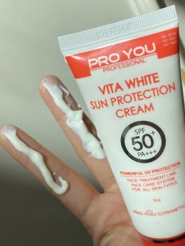 ครีมกันแดด Proyou Vita White Sun Protection Cream SPF50+ PA+++