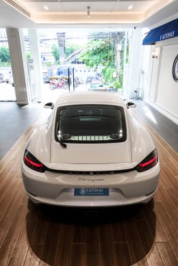 718 Cayman