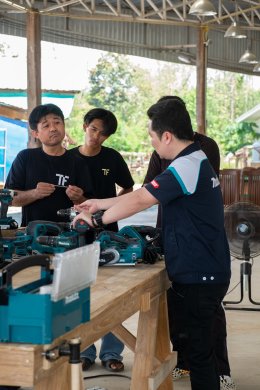 จัดอบรมฝึกใช้อุปกรณ์ช่างไม้ร่วมกับบริษัท มากีต้า ประเทศไทย