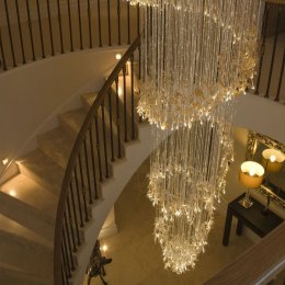 Chandelier10ไอเดียแต่งห้องโถงสุดอลังการ