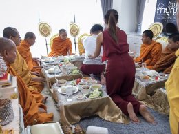 ร้านทำบุญ รับจัดงานบุญ ทำบุญบ้าน ทำบุญบริษัท ทำบุญออฟฟิศ ครบวงจร 30 ท่าน