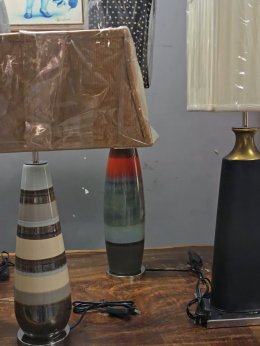 แจกันธรรมดาๆ มาประกอบเป็นโคมไฟตกแต่งบ้าน ด้วยขั้นตอนง่ายๆ