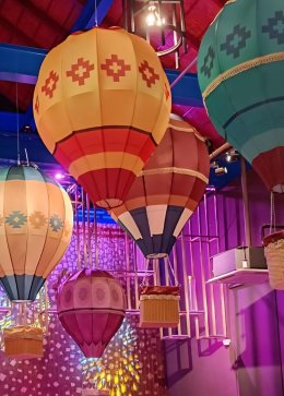 ผลิตโคมไฟตกแต่งร้านอาหาร บอลลูนยักษ์พิเศษ |  โดยเสถียรโคมไฟ