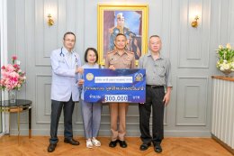 บริษัทเค.พี.เอส.การแพทย์ ได้มอบเงินบริจาคจำนวน 300,000 บาท สมทบทุนมูลนิธิสมเด็จพระปิ่นเกล้า เพื่อห้องตรวจโรคไตและห้องไตเทียม 