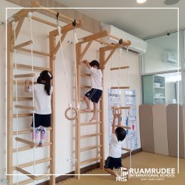 School & Furniture