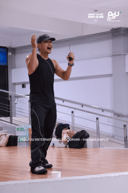 Keeping Fit - Aerobics (BBA69)