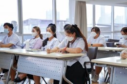 คลินิกการแพทย์แผนจีนหัวเฉียว จัดพิธีปฐมนิเทศนักศึกษาฝึกงาน มหาวิทยาลัยรังสิต