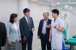 คลินิกการแพทย์แผนจีนหัวเฉียว ผนึกกำลัง ม.เซี่ยงไฮ้ ร่วมพัฒนาแพทย์แผนจีนสู่สากล