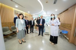 คลินิกการแพทย์แผนจีนหัวเฉียว ผนึกกำลัง ม.เซี่ยงไฮ้ ร่วมพัฒนาแพทย์แผนจีนสู่สากล