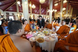 คลินิกการแพทย์แผนจีนหัวเฉียว ร่วมถวายผ้าพระกฐินพระราชทาน ประจำปี 2568 ณ วัดบรมนิวาสราชวรวิหาร สืบสานประเพณีสำคัญทางพระพุทธศาสนา