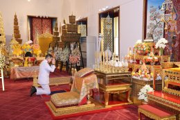 คลินิกการแพทย์แผนจีนหัวเฉียวร่วมบำเพ็ญกุศลถวายพระศพ สมเด็จพระเจ้าลูกเธอ เจ้าฟ้าพัชรกิติยาภา นเรนทิราเทพยวดี กรมหลวงราชสาริณีสิริพัชร มหาวัชรราชธิดา ณ พระที่นั่งพิมานรัตยา ในพระบรมมหาราชวัง