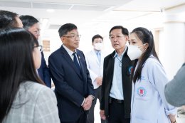  คลินิกการประกอบโรคศิลปะ สาขาการแพทย์แผนจีนหัวเฉียว ให้การต้อนรับคณะผู้บริหารจากมหาวิทยาลัยการแพทย์แผนจีนเซี่ยงไฮ้