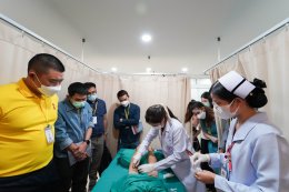 มูลนิธิกรมการแพทย์ทหารบก ร่วมกับโรงเรียนเสนารักษ์ คลินิกการประกอบโรคศิลปะ สาขาการแพทย์แผนจีนหัวเฉียว และมหาวิทยาลัยการแพทย์แผนจีนเทียนจิน จัดอบรมหลักสูตรแพทย์ฝังเข็ม รุ่นที่ 18