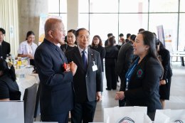 คลินิกการแพทย์แผนจีนหัวเฉียว ร่วม มหกรรมส่งเสริมสุขภาพ ณ รัฐสภา