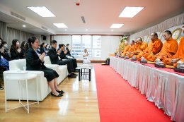 คลินิกการแพทย์แผนจีนหัวเฉียวจัดพิธีเจริญพระพุทธมนต์และสักการะสิ่งศักดิ์สิทธิ์ประจำคลินิกฯ เนื่องในโอกาสครบรอบ 30 ปีแห่งการก่อตั้ง