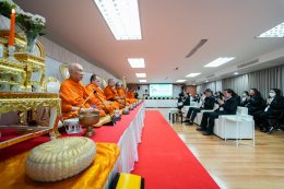คลินิกการแพทย์แผนจีนหัวเฉียวจัดพิธีเจริญพระพุทธมนต์และสักการะสิ่งศักดิ์สิทธิ์ประจำคลินิกฯ เนื่องในโอกาสครบรอบ 30 ปีแห่งการก่อตั้ง
