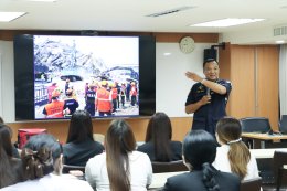 คลินิกการแพทย์แผนจีนหัวเฉียว อบรมดับเพลิงขั้นต้นและซ้อมอพยพหนีไฟ ประจำปี 68 ยกระดับมาตรฐานความปลอดภัยสถานพยาบาลอย่างเข้มแข็ง