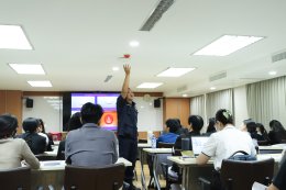 คลินิกการแพทย์แผนจีนหัวเฉียว อบรมดับเพลิงขั้นต้นและซ้อมอพยพหนีไฟ ประจำปี 68 ยกระดับมาตรฐานความปลอดภัยสถานพยาบาลอย่างเข้มแข็ง