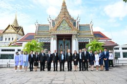 Huachiew TCM Clinic participated in the signing ceremony to offer blessings and well-wishes to Her Majesty Queen Sirikit The Queen Mother on the occasion of Her Majesty's birthday, August 12, 2025, at Sahathai Samakhom Pavilion, Grand Palace, Bangkok