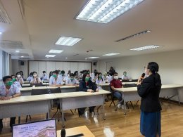 คลินิกการแพทย์แผนจีนหัวเฉียว เปิดบ้านต้อนรับนักศึกษาไทย-จีน  เรียนรู้สมุนไพรและการแพทย์แผนจีนจากของจริง