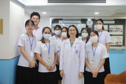 คลินิกการแพทย์แผนจีนหัวเฉียว จัดพิธีปฐมนิเทศนักศึกษาฝึกงาน คณะการแพทย์แผนจีน รุ่นที่ 17 มหาวิทยาลัยหัวเฉียวเฉลิมพระเกียรติ