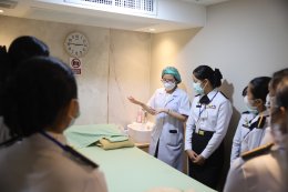 คลินิกการแพทย์แผนจีนหัวเฉียว เปิดบ้านต้อนรับนักศึกษามหาวิทยาลัยรังสิต และวิทยาลัยพยาบาลกองทัพเรือ ศึกษาดูงานแพทย์แผนจีน