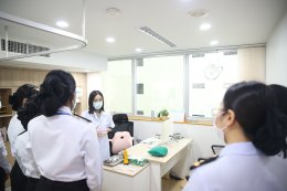 คลินิกการแพทย์แผนจีนหัวเฉียว เปิดบ้านต้อนรับนักศึกษามหาวิทยาลัยรังสิต และวิทยาลัยพยาบาลกองทัพเรือ ศึกษาดูงานแพทย์แผนจีน